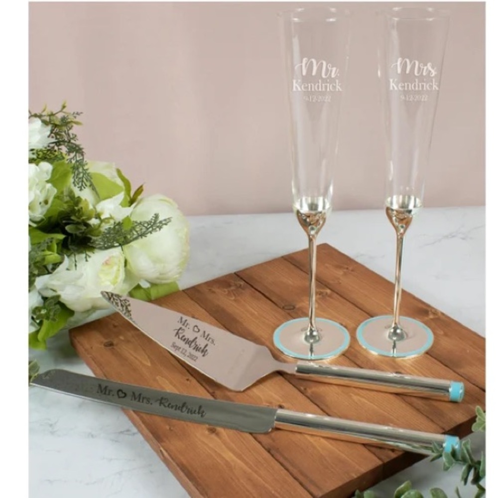 ♠️♠️♠️ Kate Spade Take The Cake dessert set ♠️♠️♠️
